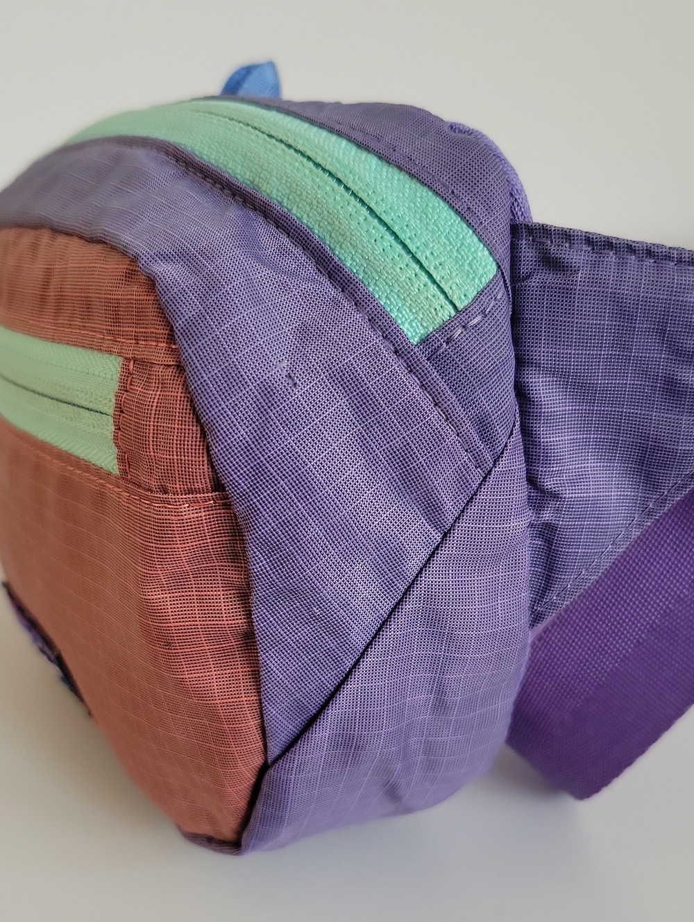 Patagonia Purple and Rust Everyday Waist Pack - Picture 16 of 16